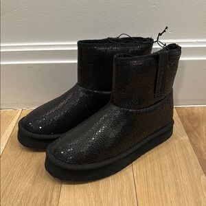 Juicy Couture Stylish Black Sequin Boots